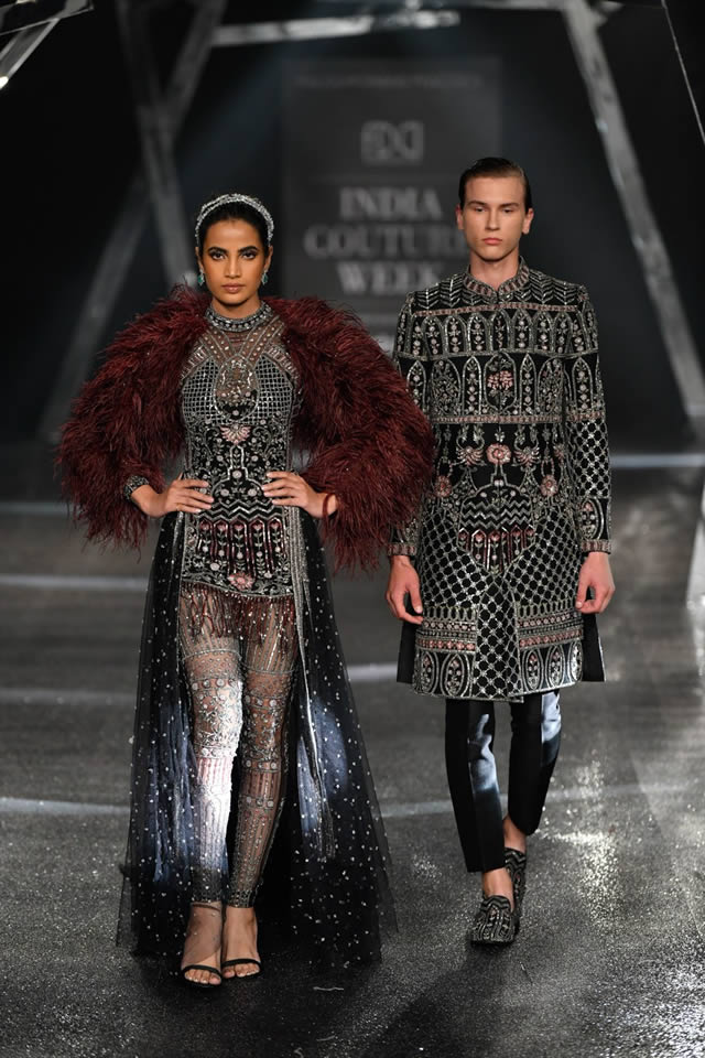 Falguni-and-Shane-Peacock-India-Couture-Week-2019