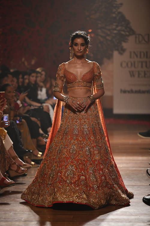 Tarun-Tahiliani-Luxury-Dresses