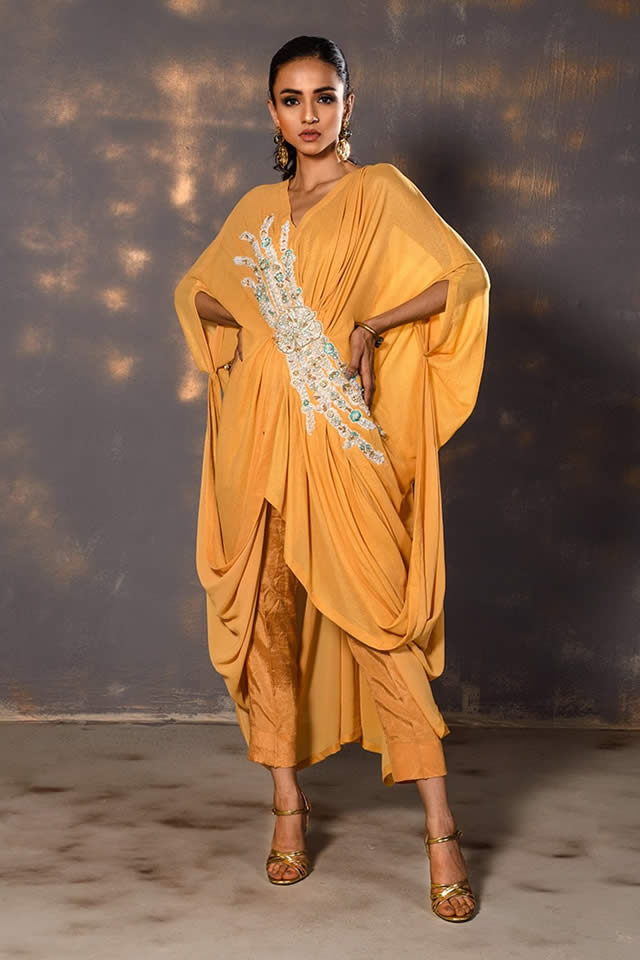 Wardha-Saleem-Pret-Collection