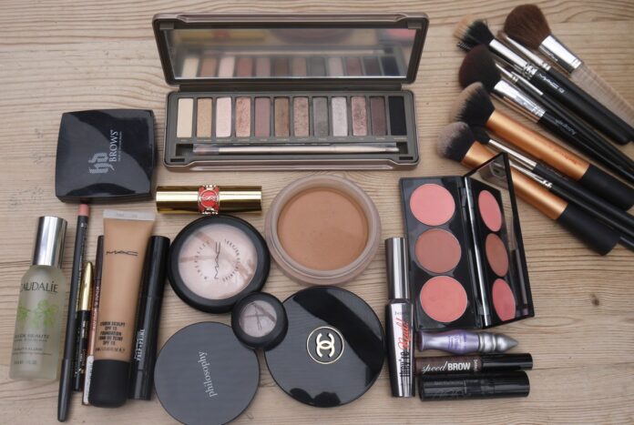 makeup-gift-sets-for-a-wedding