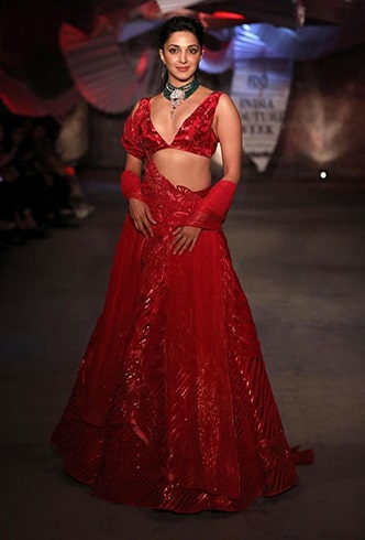 kiara-advani-walks-for-amit-aggarwal