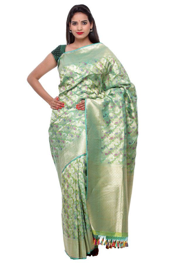 handwoven-saree-along-with-kadhiyal-border