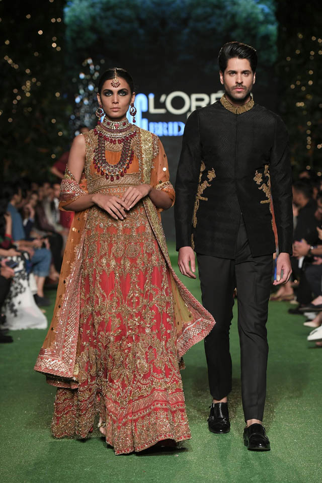 hsy-designer-bridal-dresses-2019