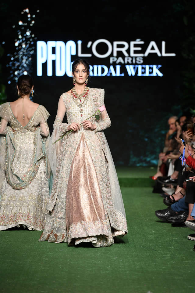 saira-shakira-bridal-wear-dresses-2019-at-pfdc