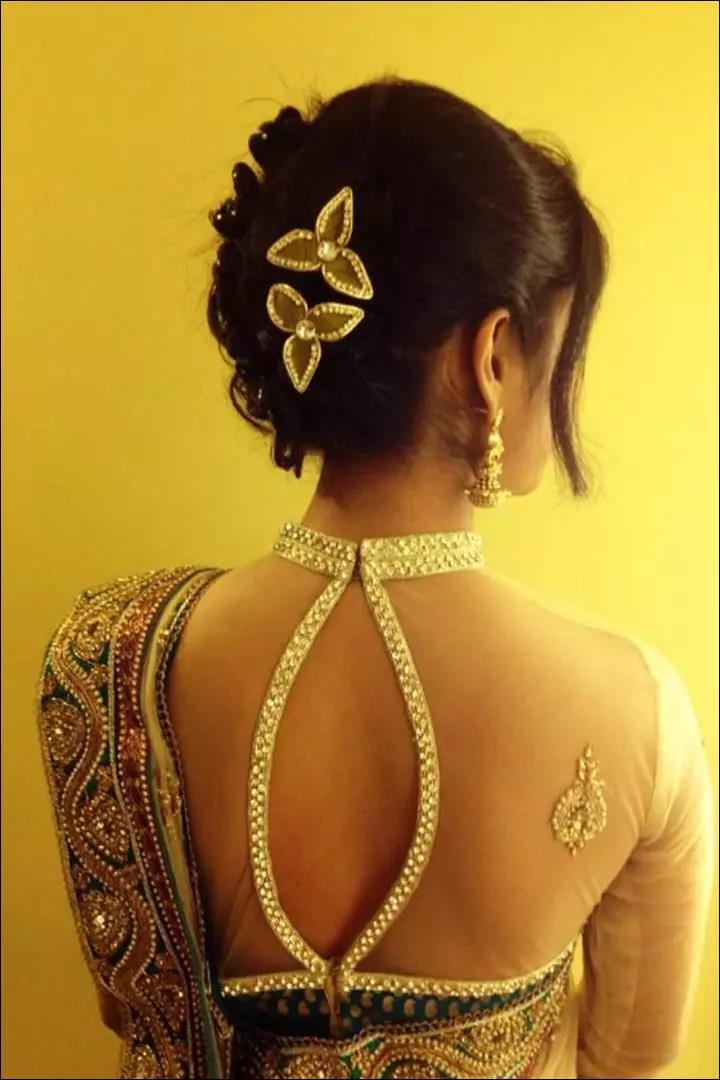 Open-Backed-Choker-Collar-bridal-saree-blouse-design.jpg