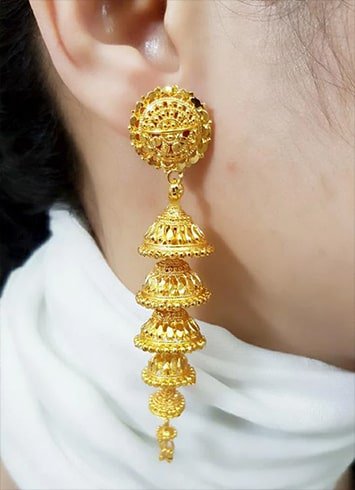 gold-jhumkas