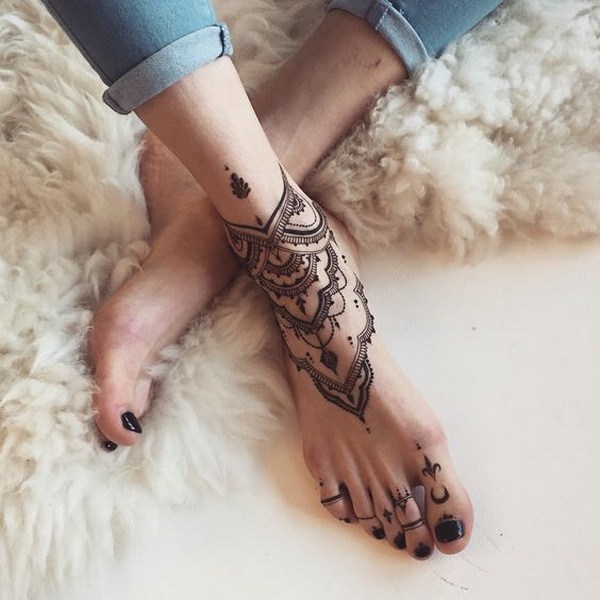 Jeweled Show Tattoos For Girls On Foot