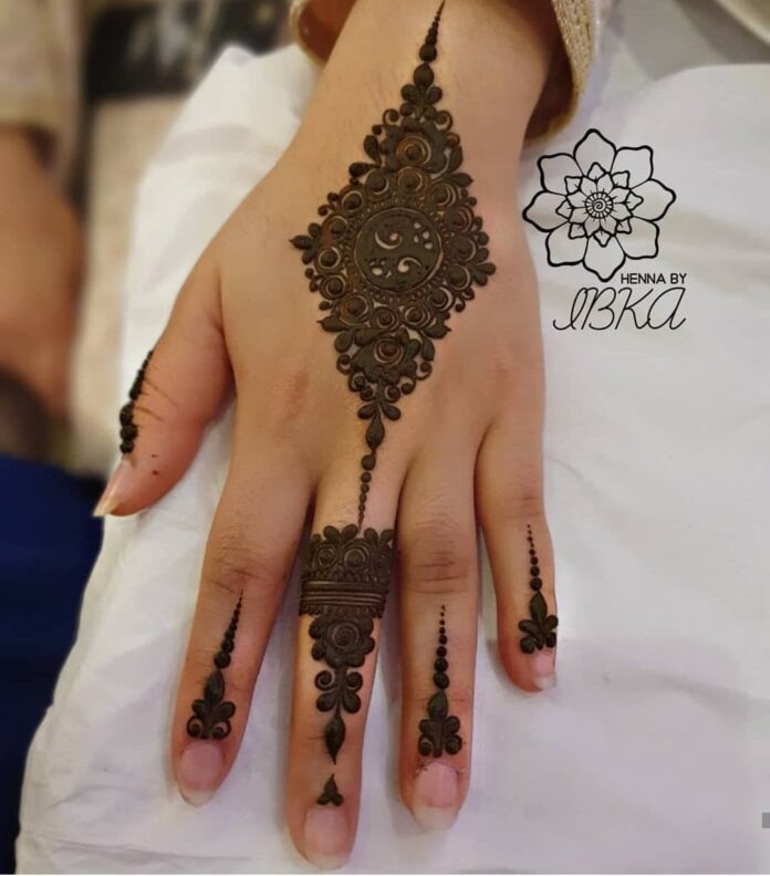 mehndi-designs-bridal