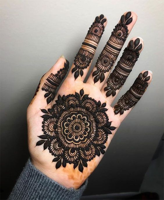 simple-mehndi-designs-for-hands-2020