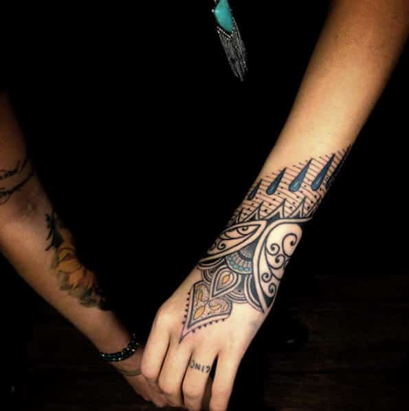 tribal-wrist-tattoos-for-women