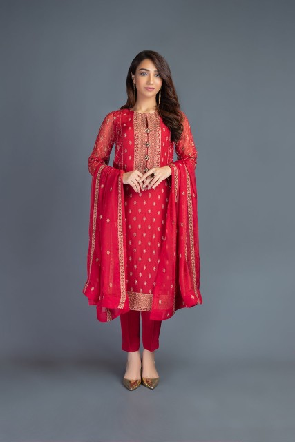 Bareeze-Luxury-Winter-Embroidered-Dresses-Shawls-Designs-7