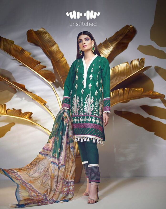 Khaadi Embroidered 2023 Winter Dresses