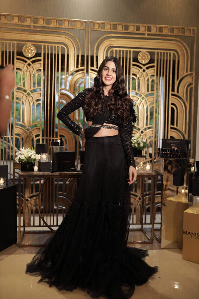 Manish-Malhotra-Fashion