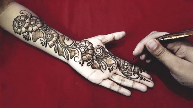 Party-style-Arabic-Henna-designs