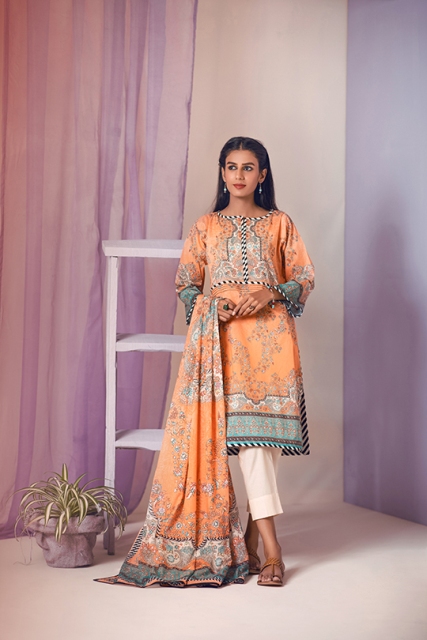 pakistani-designer-lawn-suits