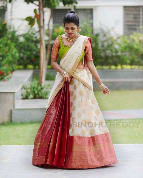 pattu-saree-in-lehenga