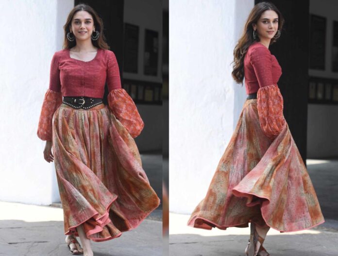 Aditi-Rao-Hyadri-printed-skirt