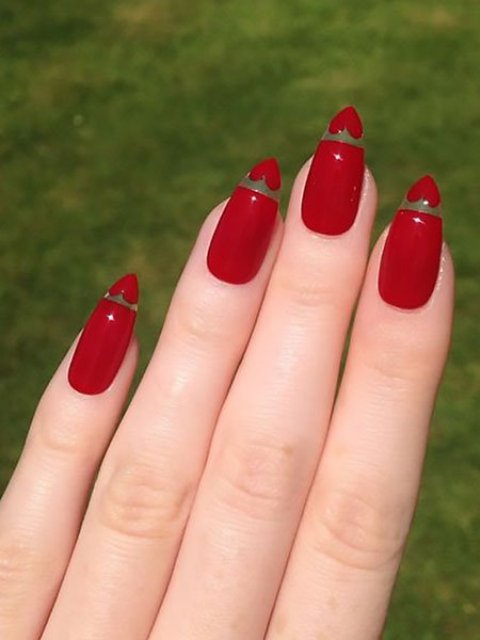 Red-Nails-with-Heart-Tips